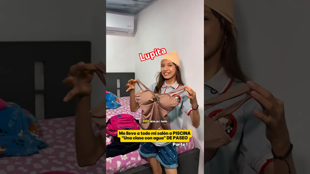 Nos vamos a la piscina con mis amigas