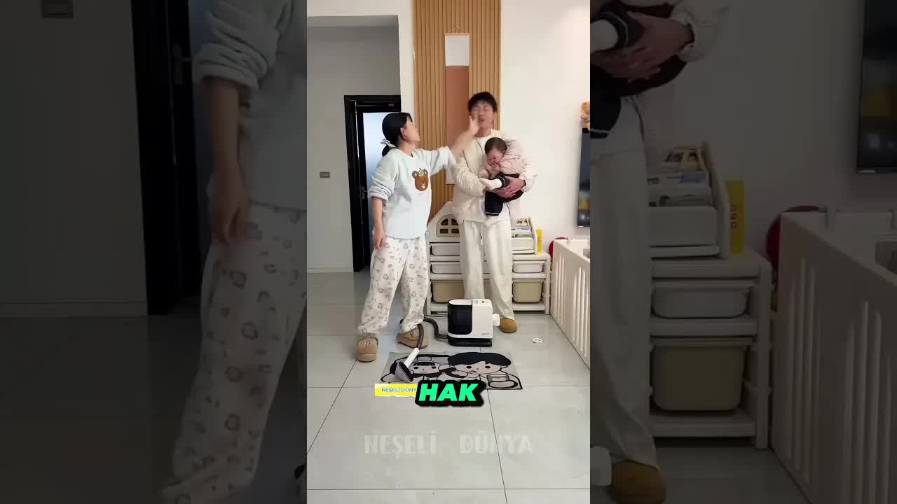 Yeni Makineyle Yatak Temizliği Komedisi