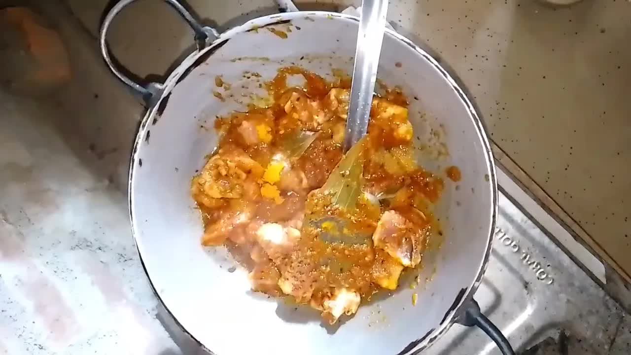 দিদার সাথে কষা মাংস রান্না