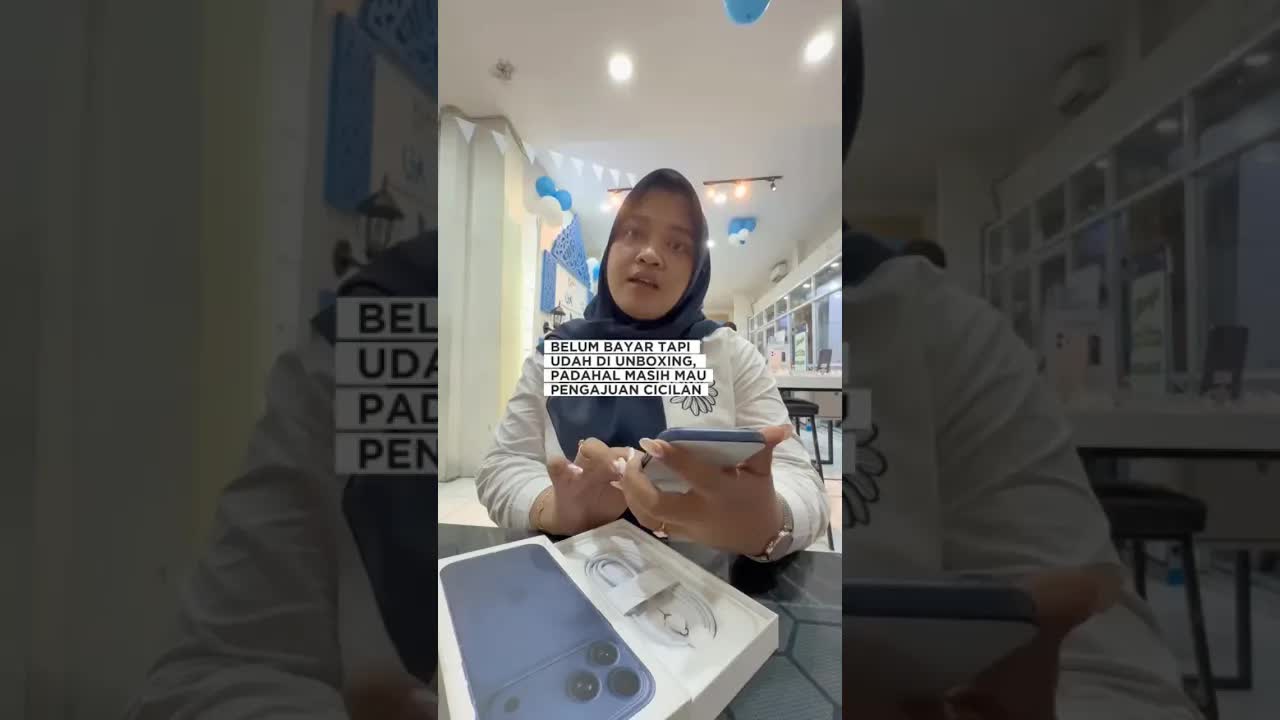Debat Buka Segel iPhone di Toko Elektronik