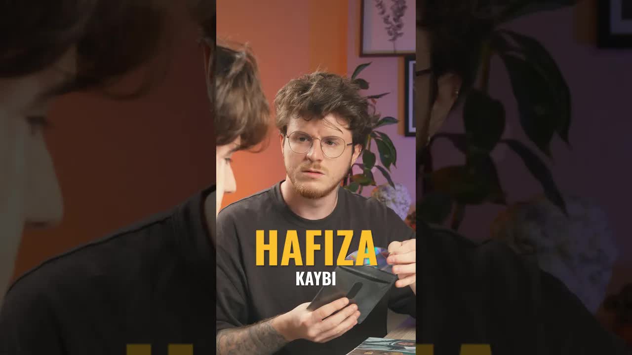 Arkadaşıma Hafıza Kaybı Şakası Yapıyoruz