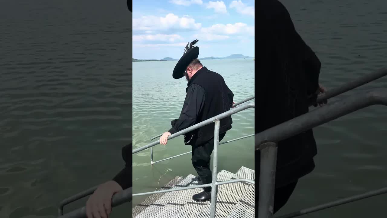 Kék tó és hideg víz a Balatonnál