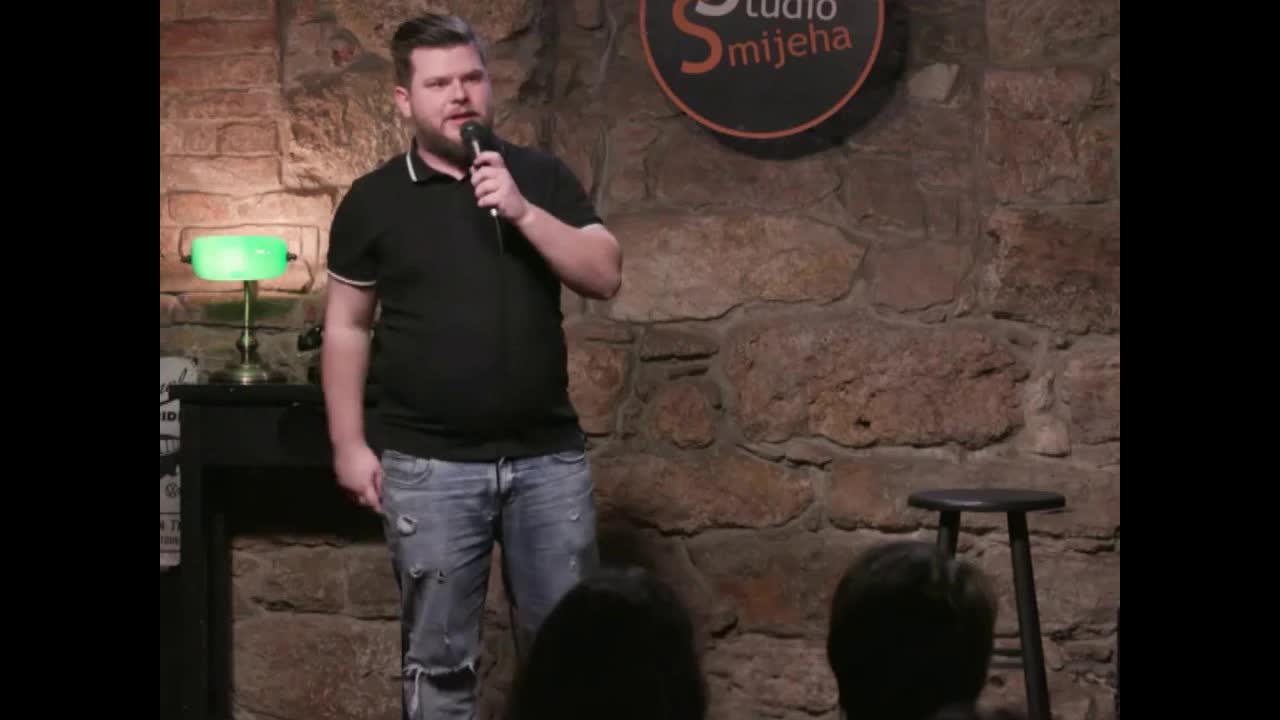 Igor Drlja predstavlja se na Comedy Klasik Showu