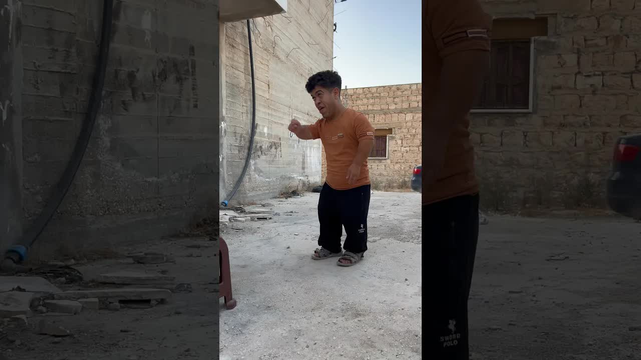 أخ كسر أدوات أخيه المدرسية ونشبت مشادة