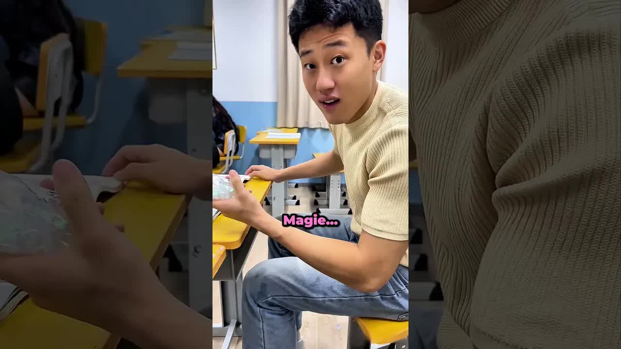 Une farce avec un squishy en classe