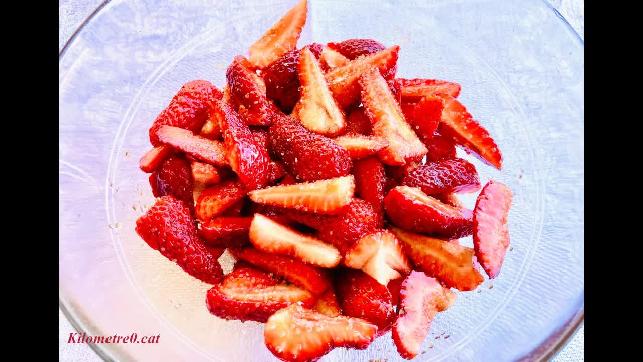 Com preparar maduixes amb vinagre de Mòdena