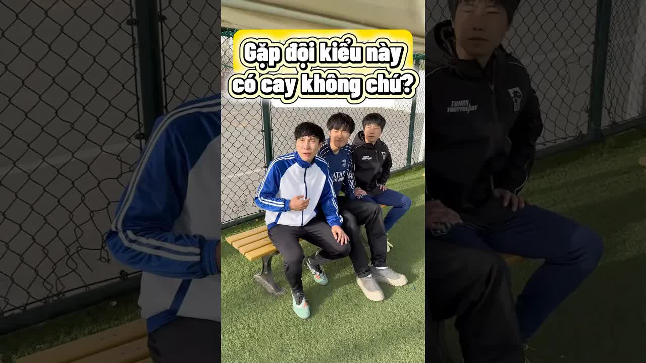 Khó chịu khi đồng đội không nghe chỉ đạo trên sân