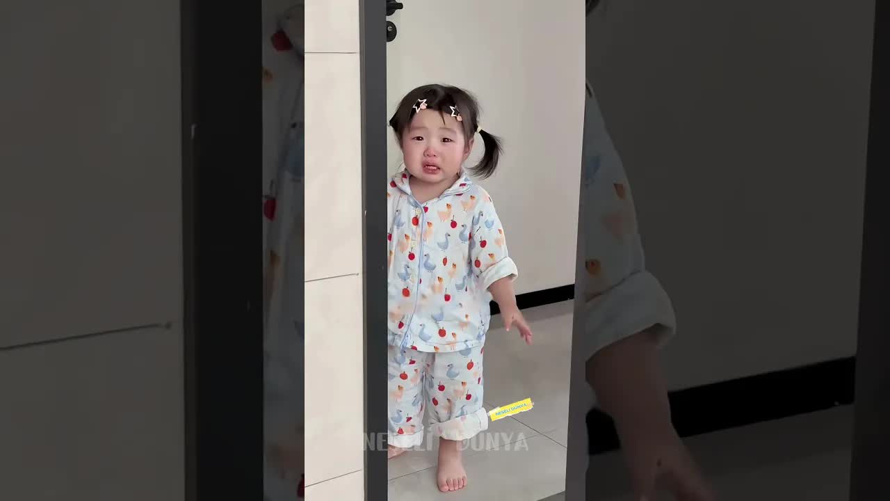 Kızının Ağlaması İçin Anne İşe Gitmiyor