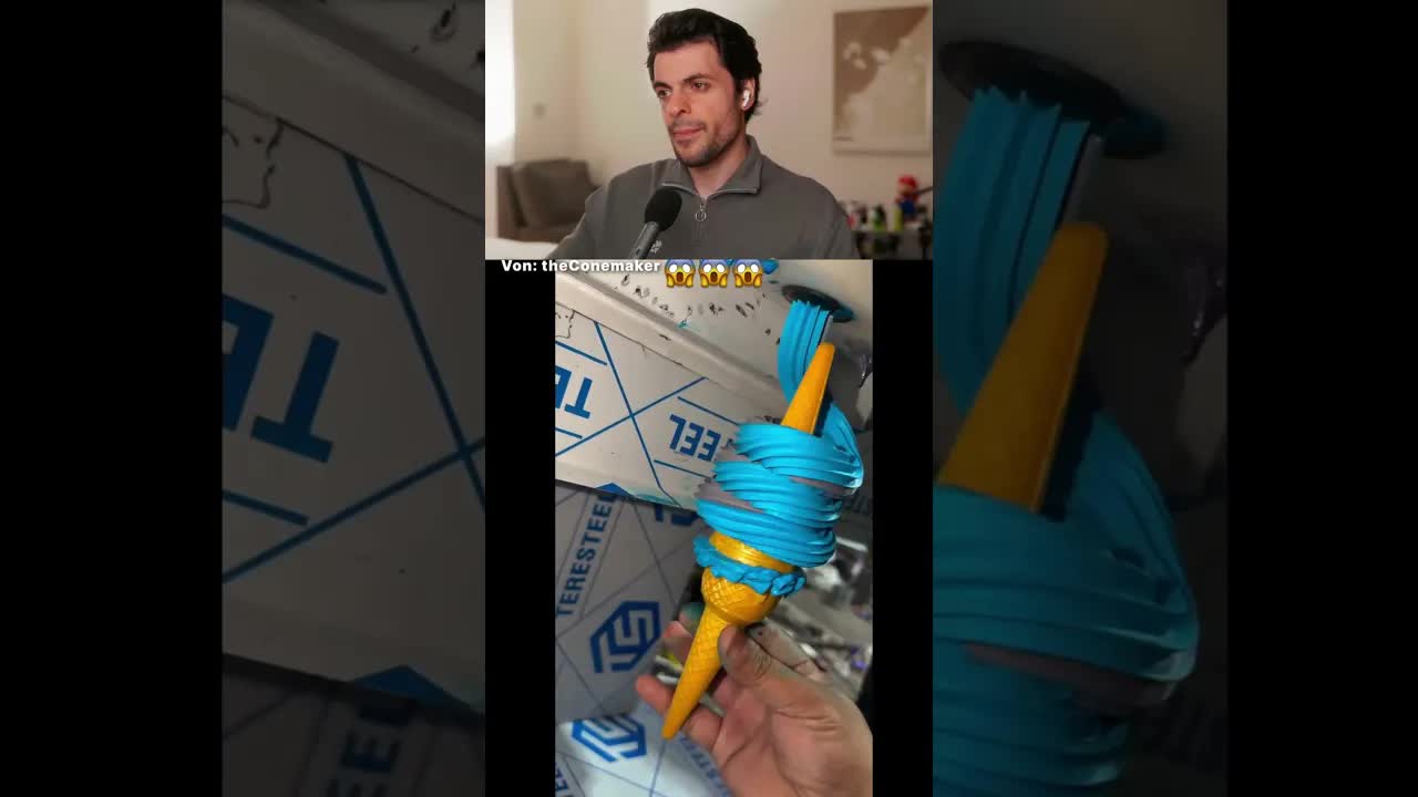 Perfekter Eisbecher mit grauem Eis