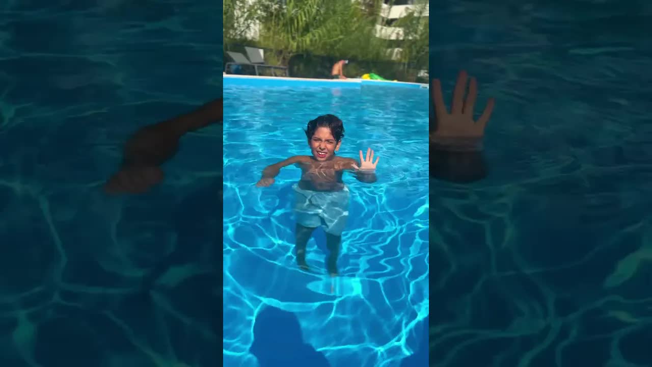 Mama și fiul discută despre apartament