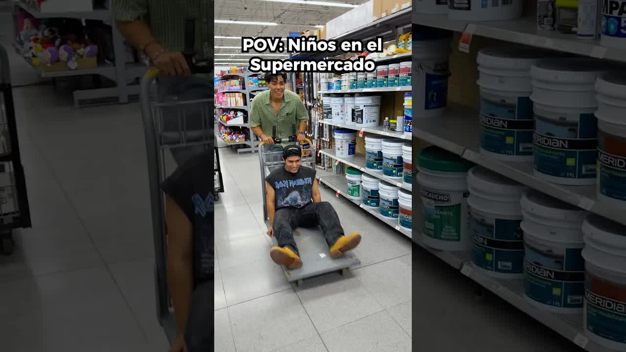 Niños perdidos en un supermercado