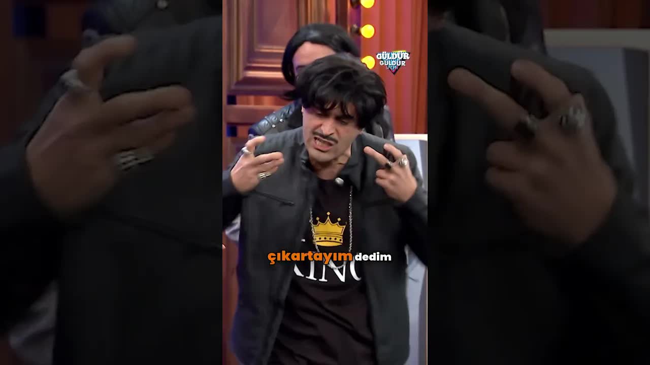Komedi Şovunda Duygusal Anlar ve Şakalar