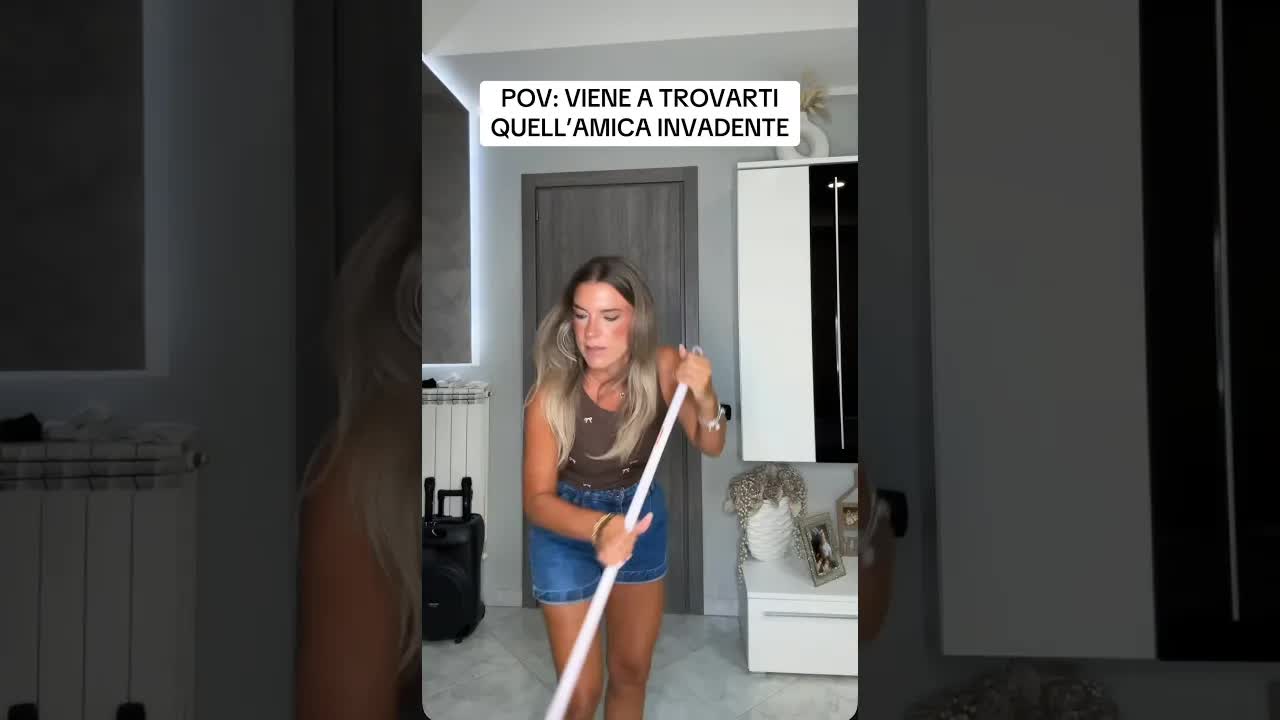 Quando arriva quell'amica invadente