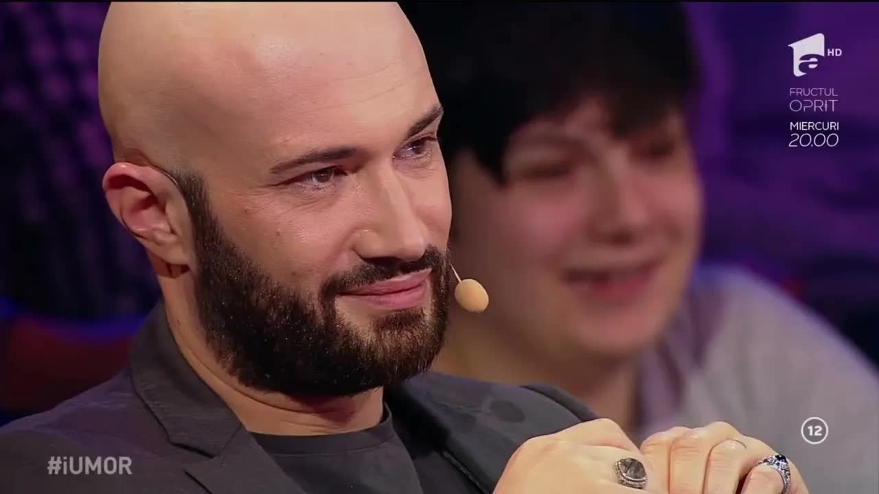 Biserica rockerilor, rapperilor și maneliștilor
