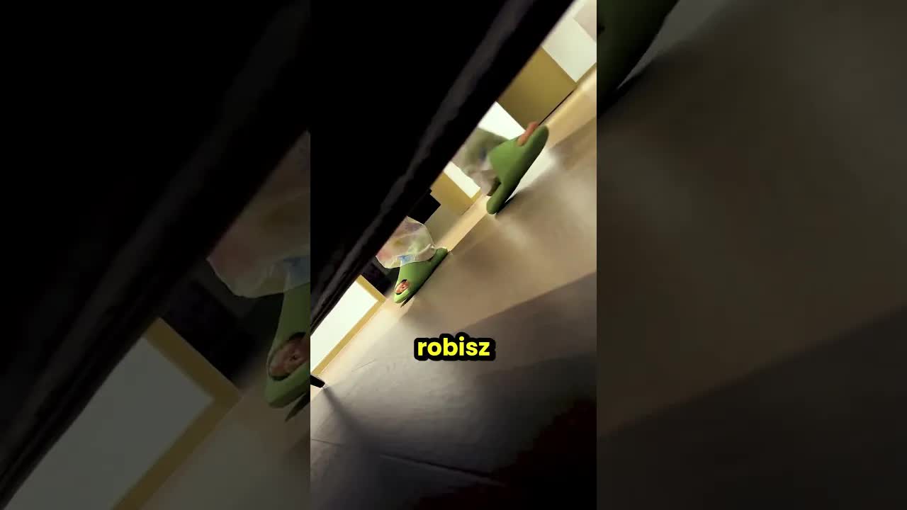 Chłopak schował się pod łóżkiem i tego pożałował