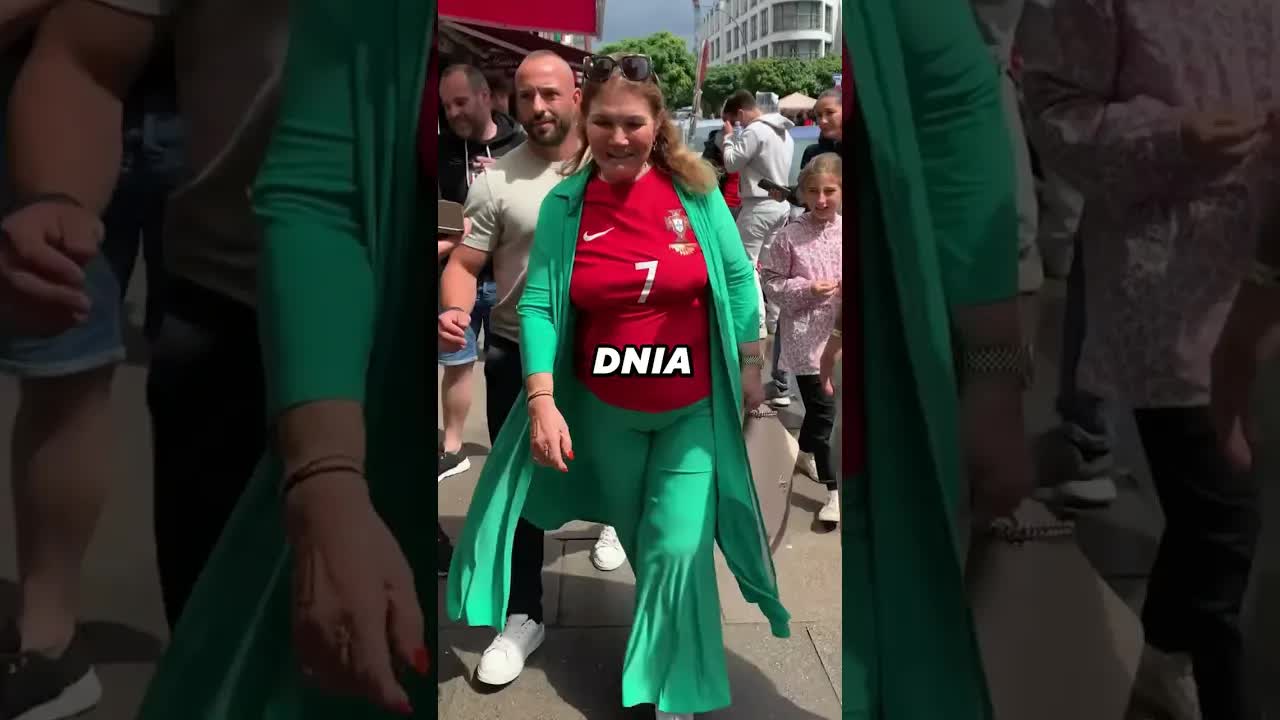 Dlaczego Ronaldo mieszka z matką w wieku 41 lat?