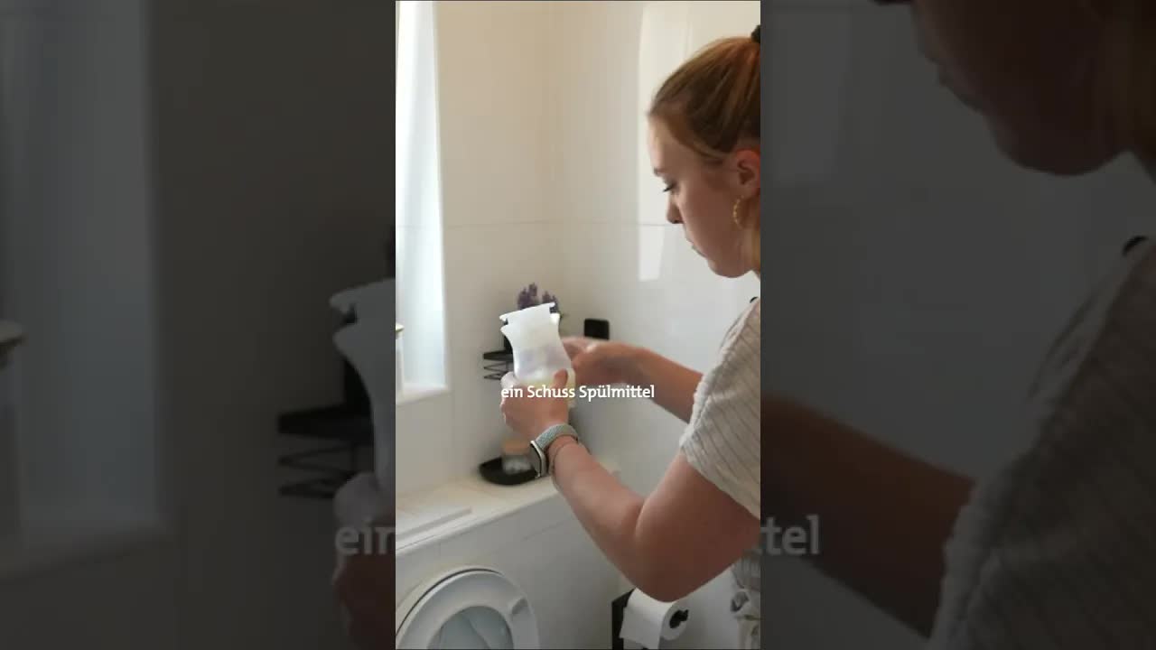 Selbstgemachte Toilettenbombe mit Natron und Zitronensäure