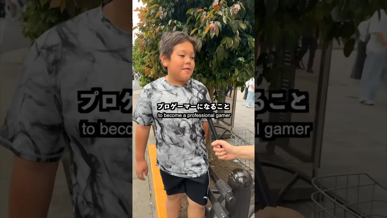 秋葉原で夢を聞く街頭インタビュー