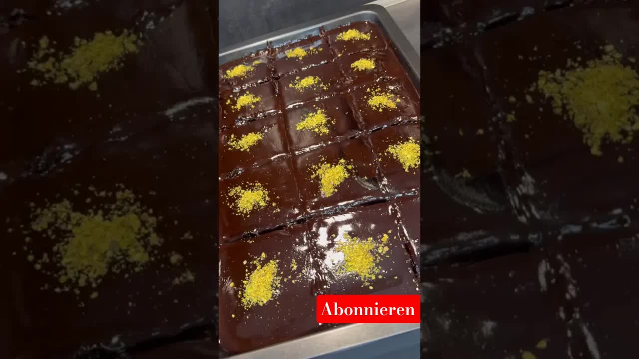 Saftiger Schokokuchen mit Schokosoße