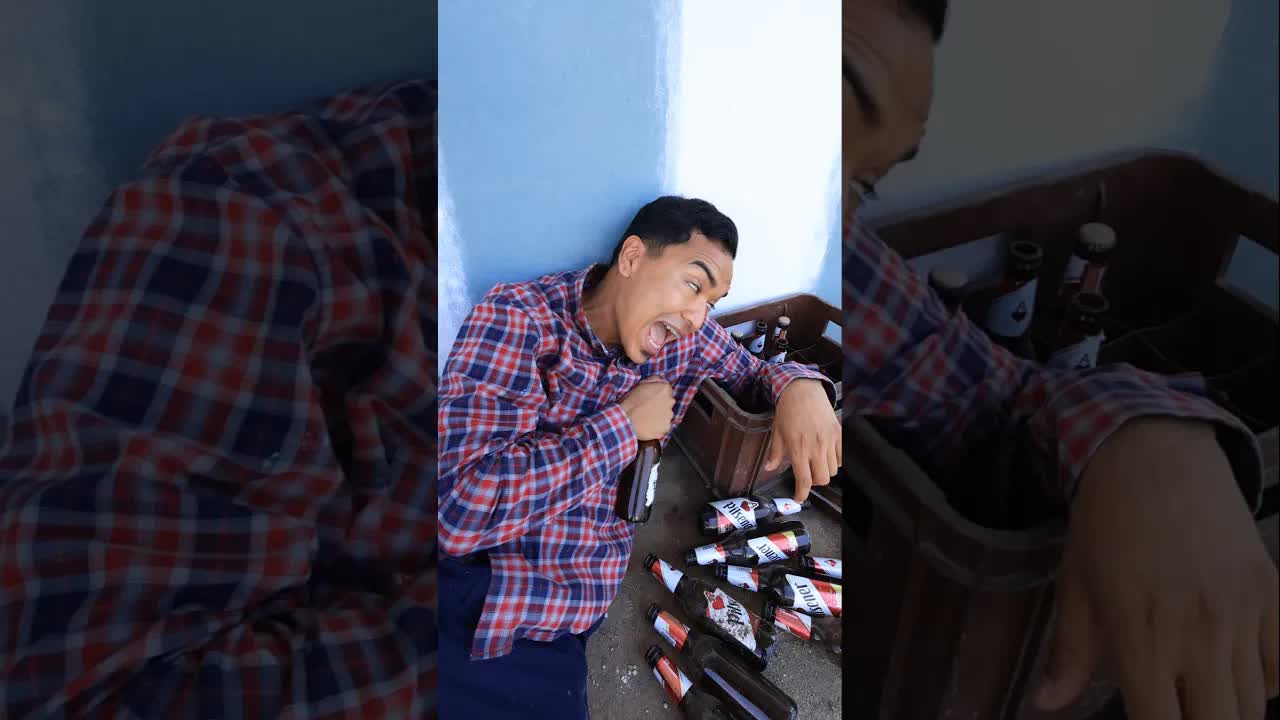 regañando al amigo borracho con un truco de mago