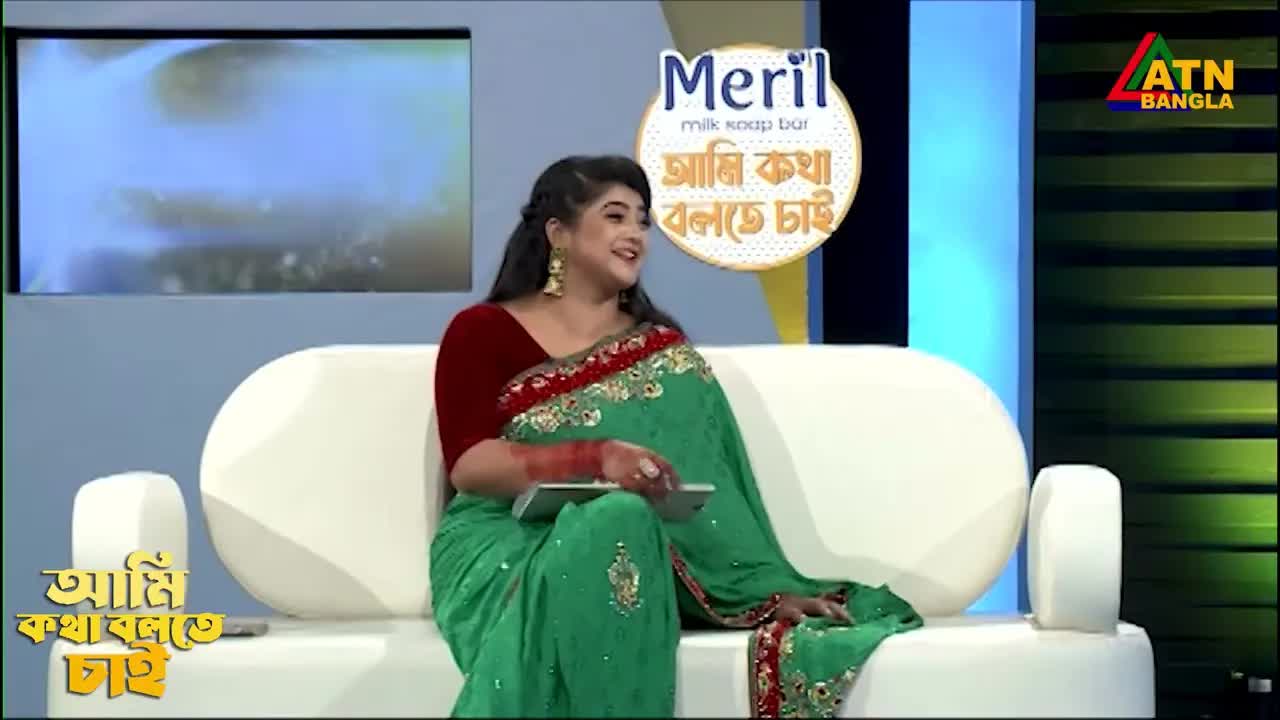 গানের কথায় স্বামী-স্ত্রীর ঝগড়া ও মিলন