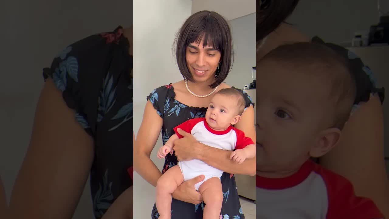 Mãe, essa roupa não me serve mais