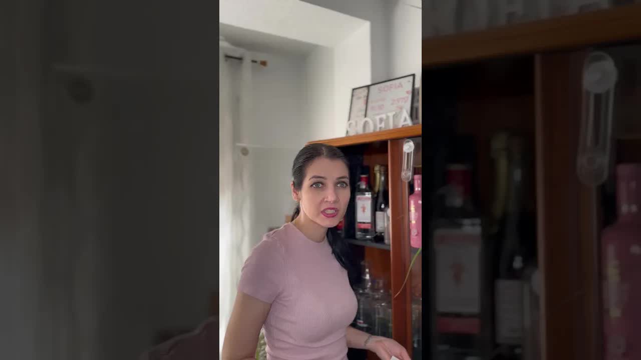Comedie: Bucata pierduta de pe tricou