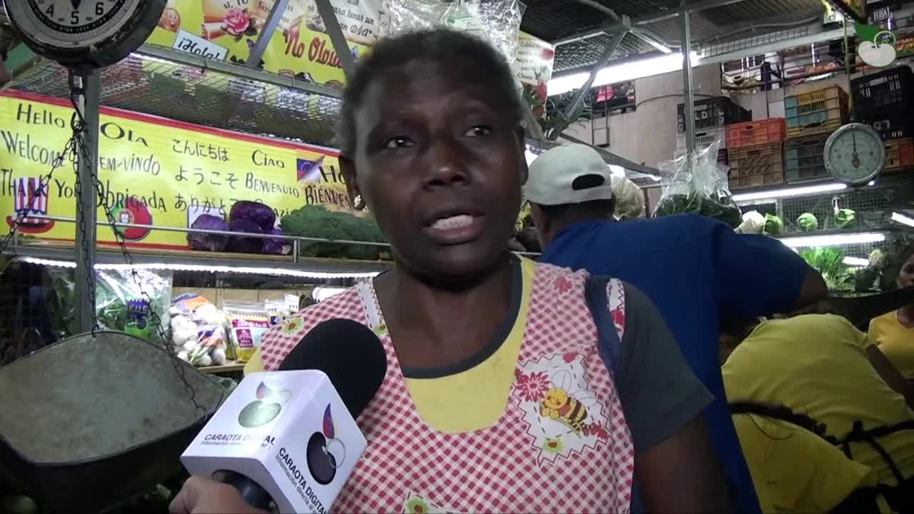 Entrevista caótica en el mercado de Chacao