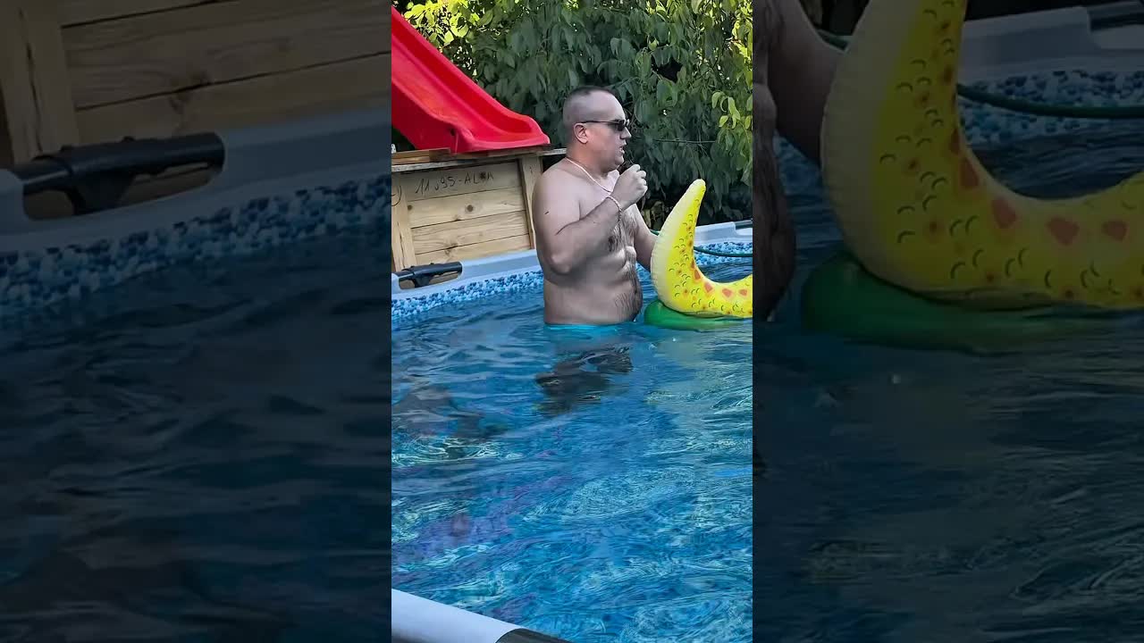 Kućni aqua park s toplom vodom u bazenu