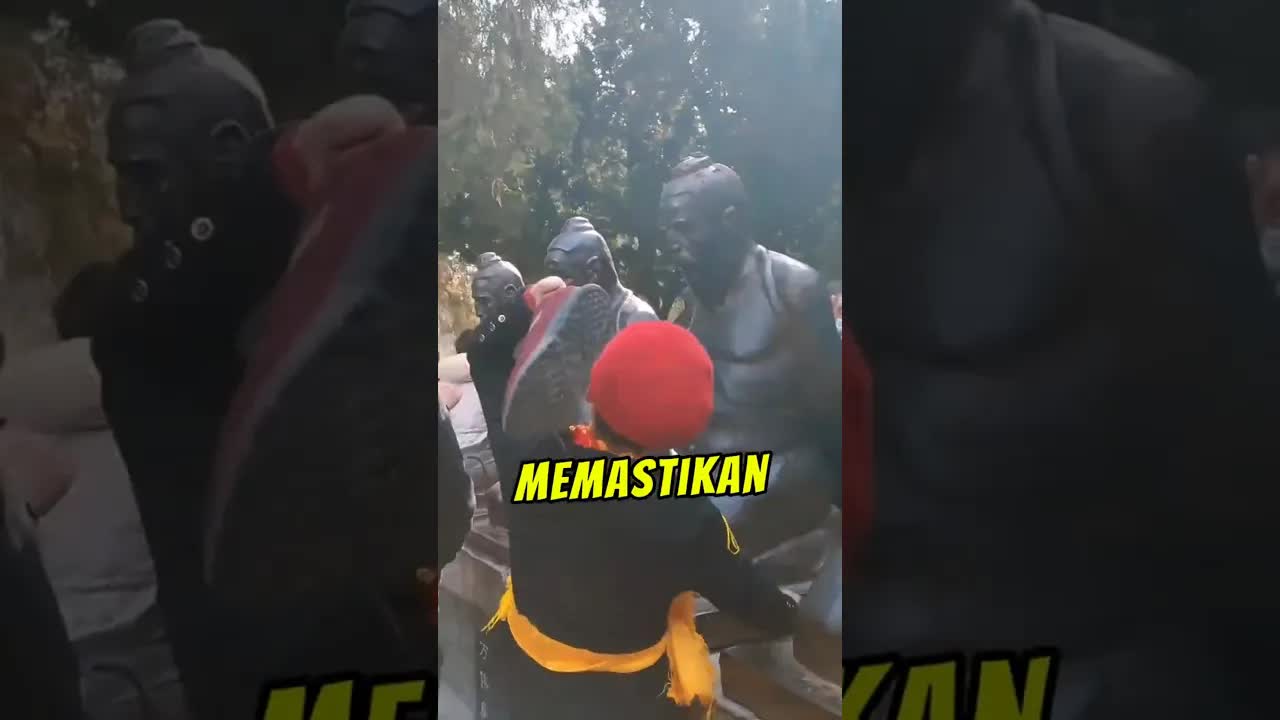 Sejarah Patung Pengkhianat yang Ditampar Selama 900 Tahun