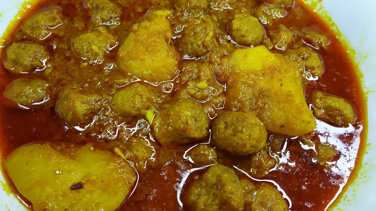 সয়াবিন আলুর কষা রেসিপি