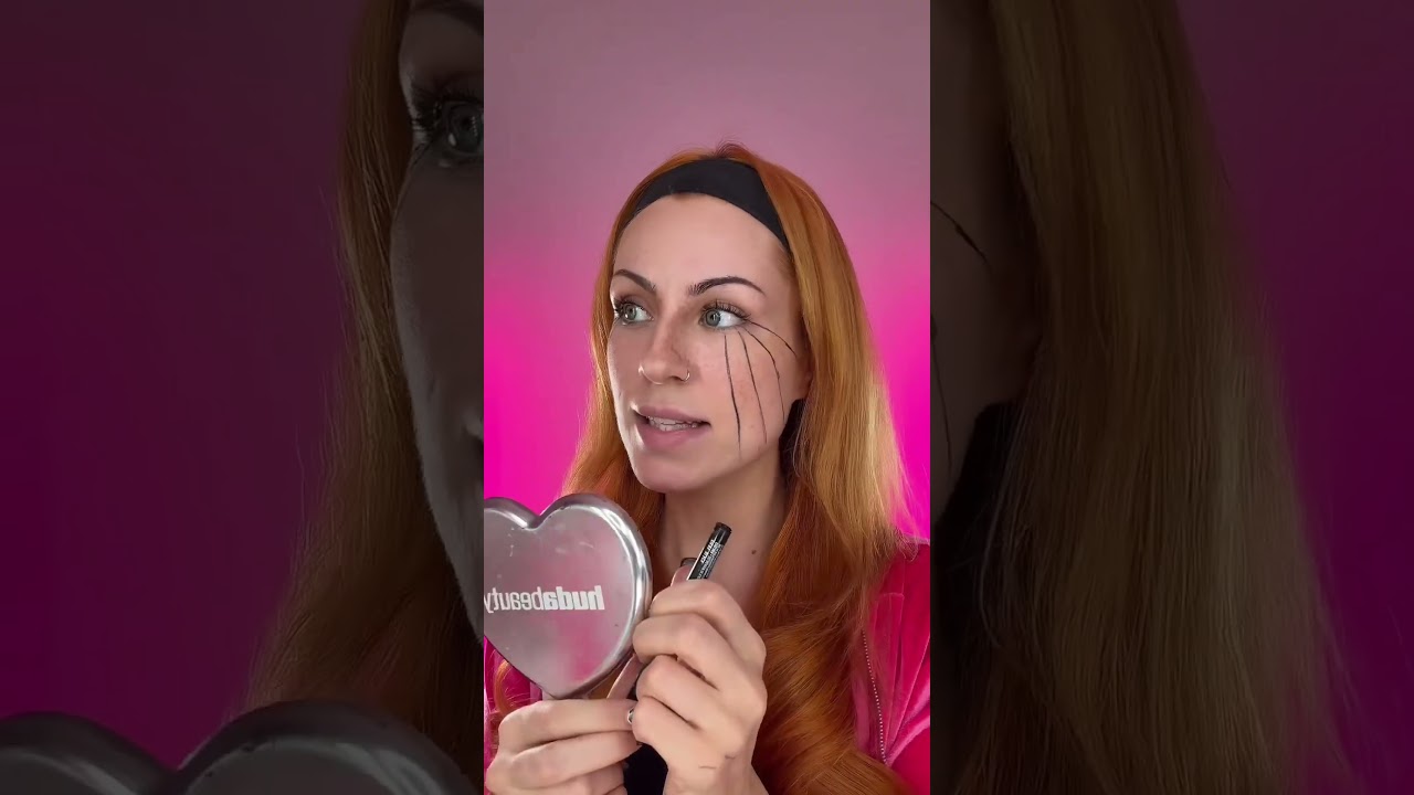 Make-up Tutorial: Spinnenweb-Effekt mit Löffel