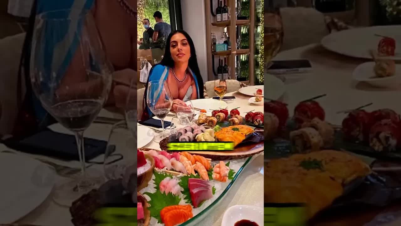 Georgina Messi mellett áll ki