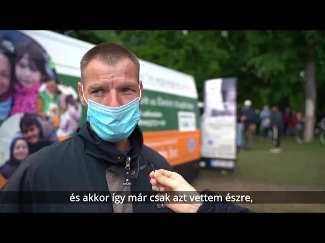 Ételt kapok a Népligetben