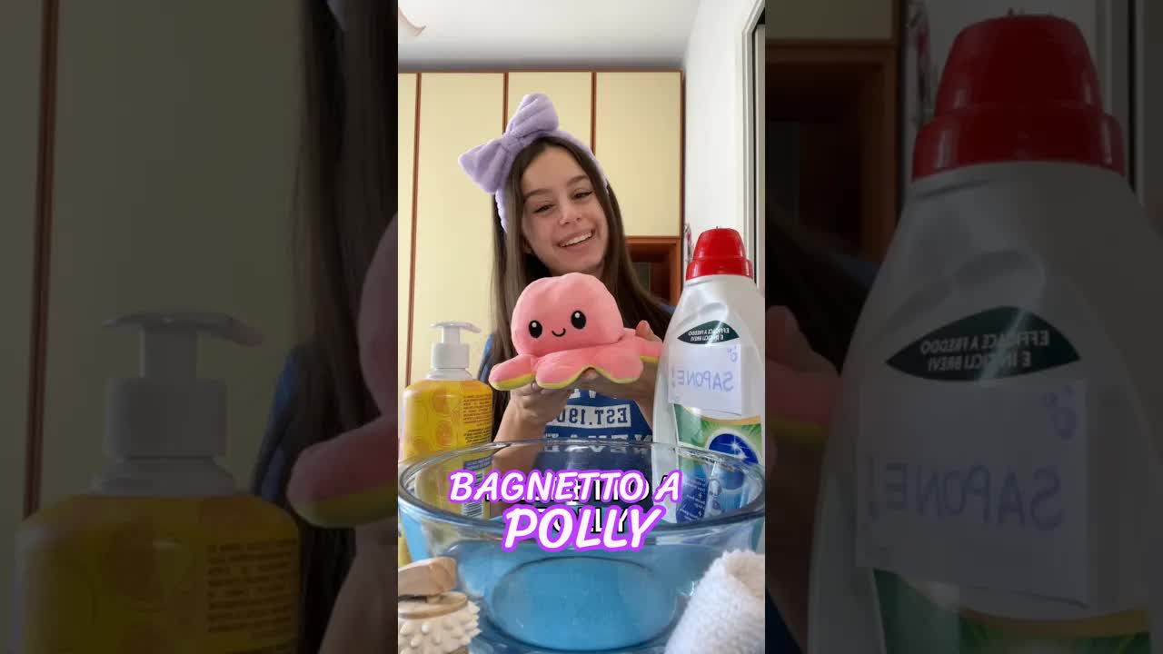 Il bagnetto divertente di Polly l'ottocromo