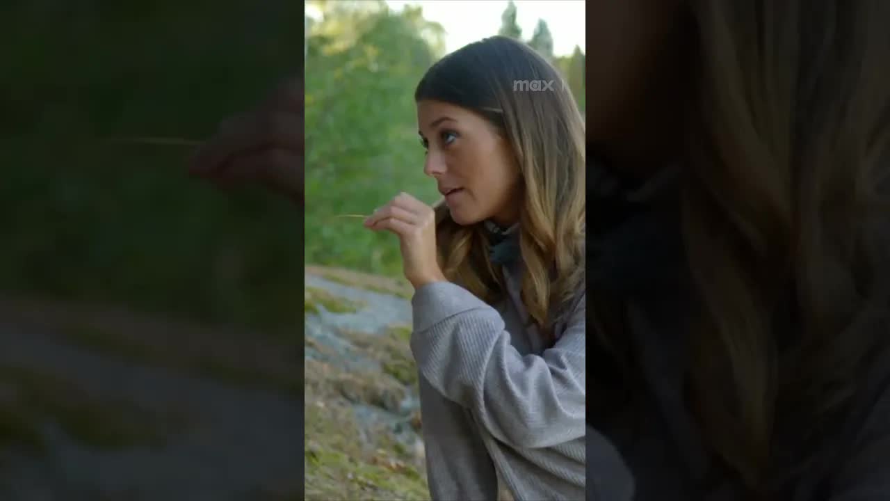 Bianca lär Theo om blommor och bin