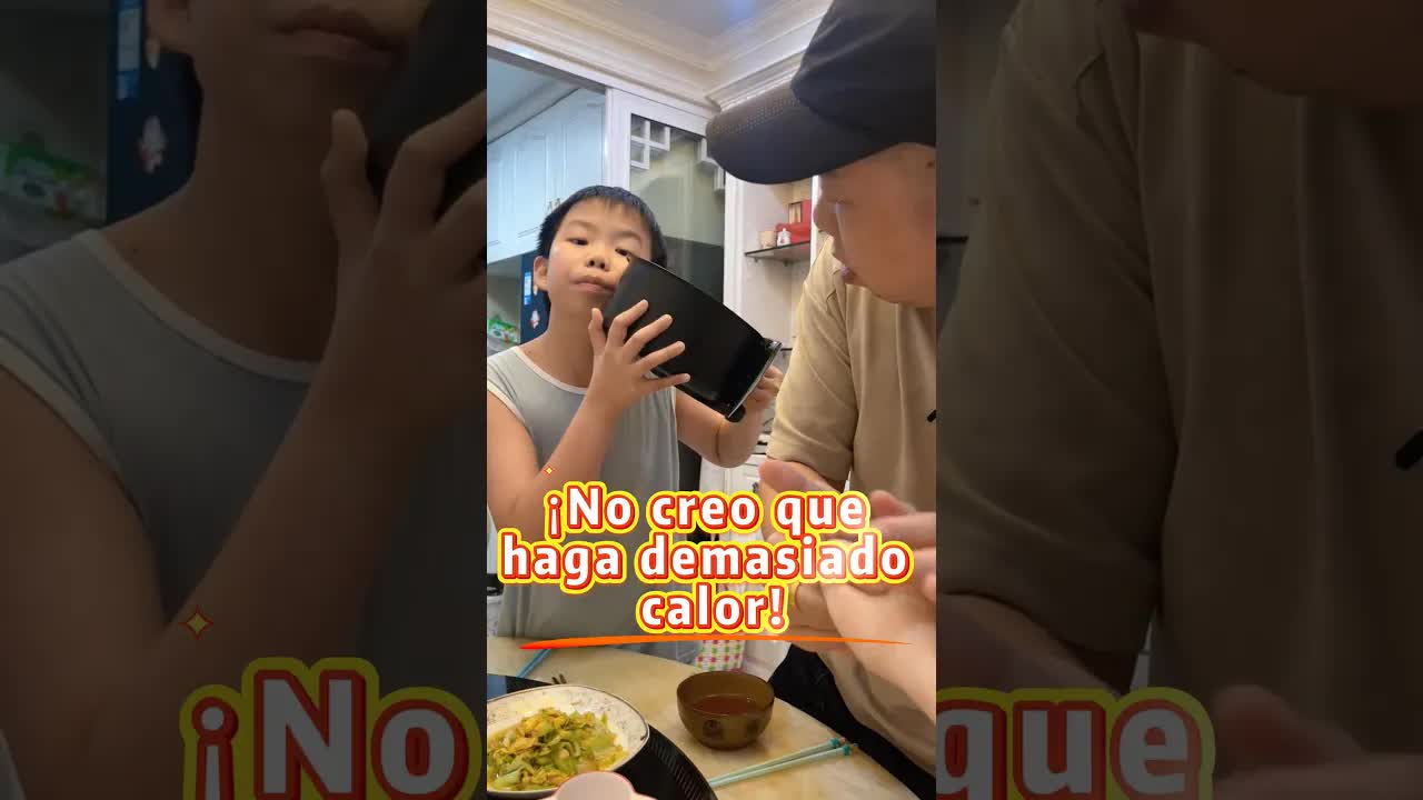 El pollo popcorn ya está listo, mamá