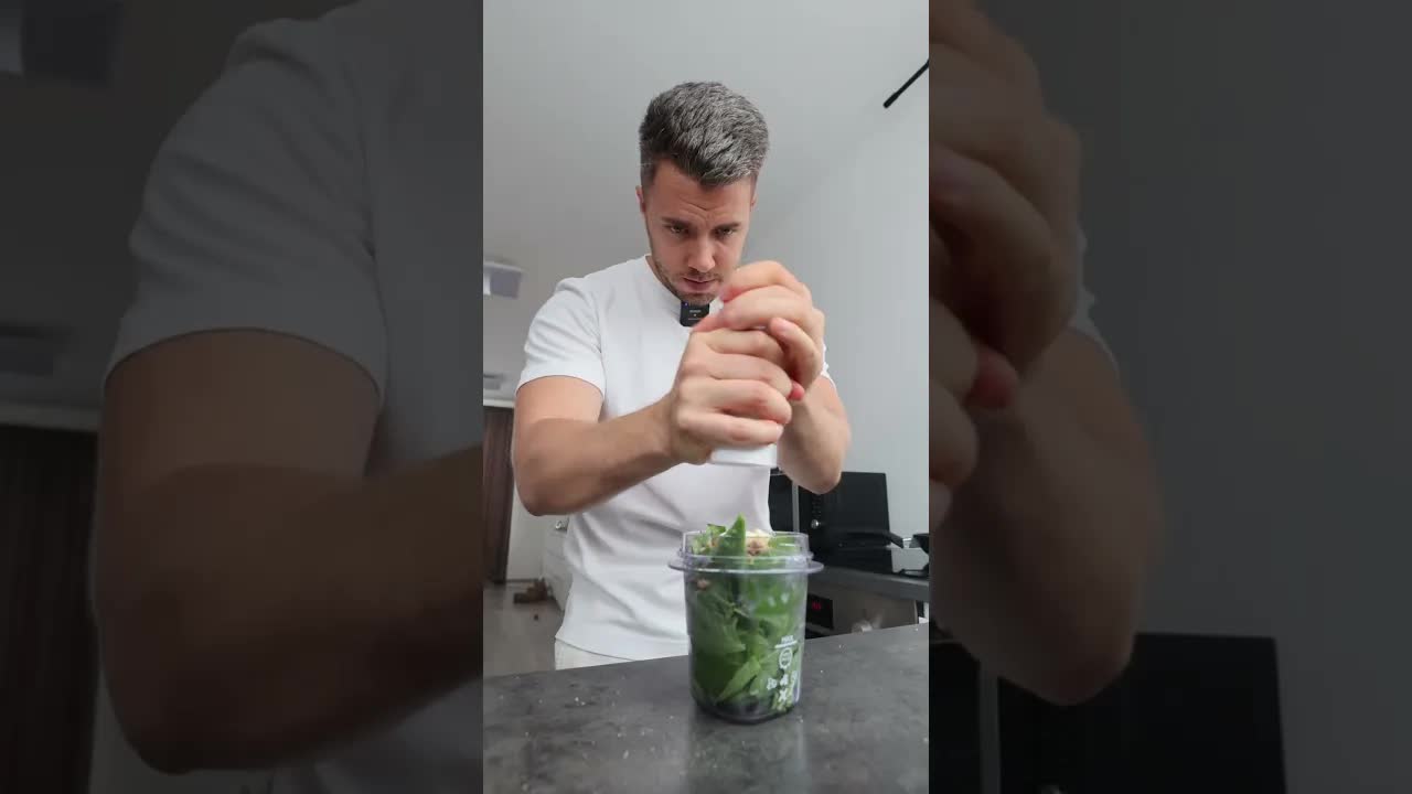 Házi bazsalikomos pesto készítése