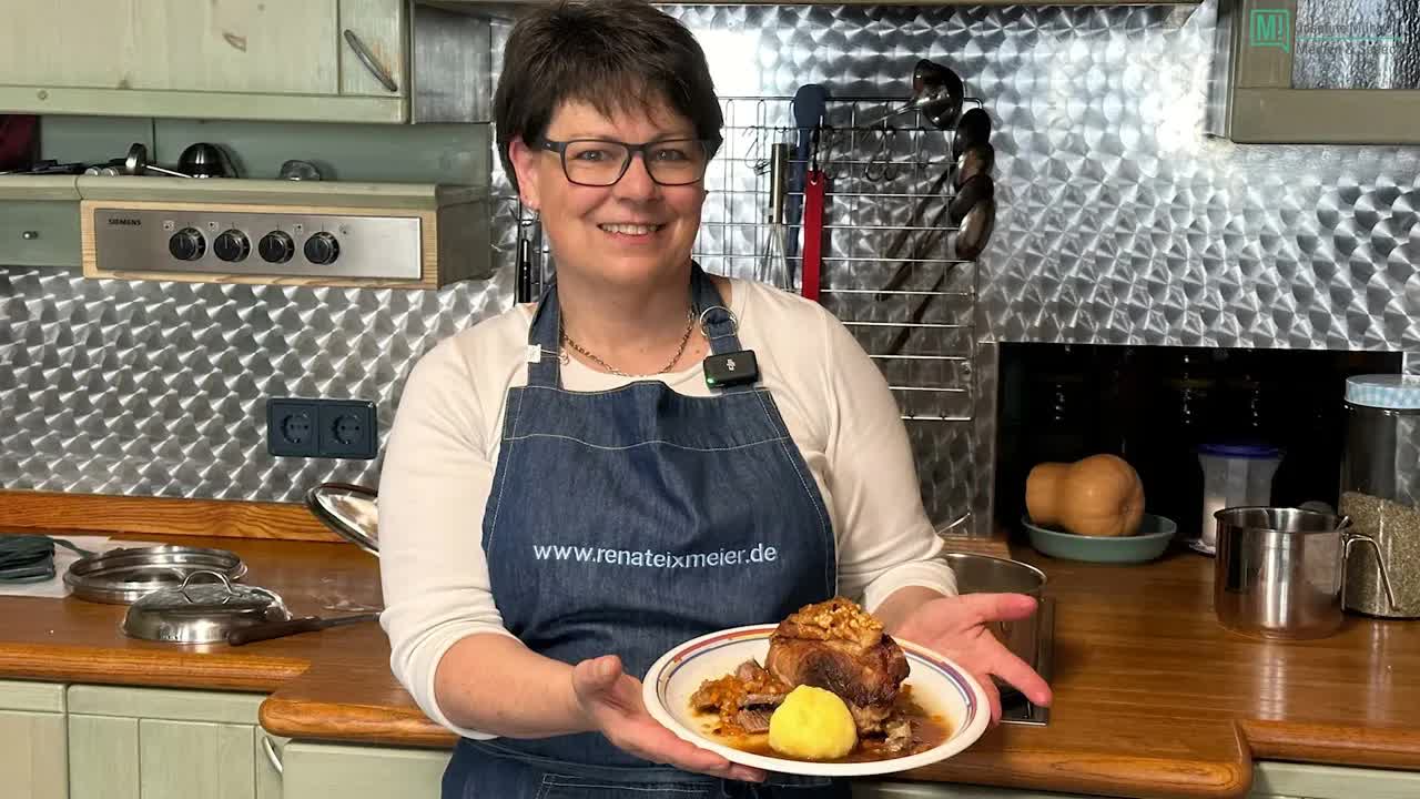 Schäufele mit Knösel und Soße kochen