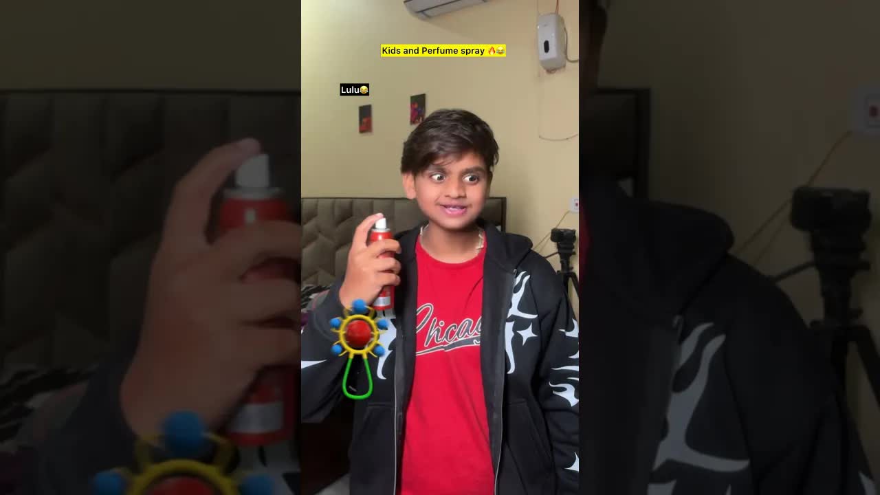 छोटे भाई को स्प्रे मिल गया 😂