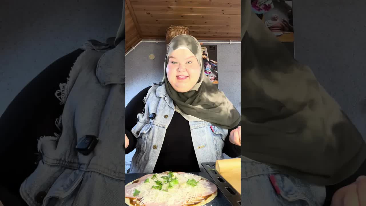 Diétás BBQ tortillafalatok és áfonyás limonádé receptje