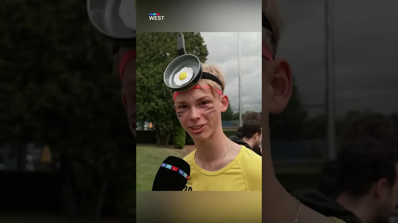 Tennis mit Bratpfannen in Willich