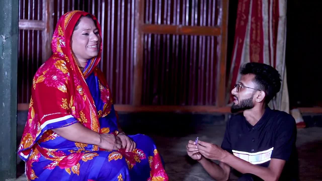 মানবতার গল্প: হারানো ১০০০ টাকা আর এক অন্ধ মহিলা