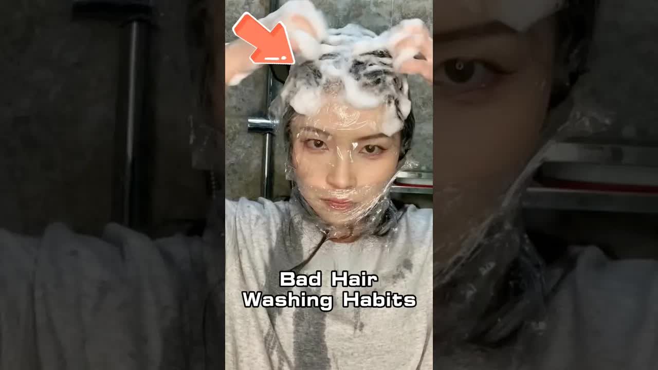 La forma correcta de lavar el cabello