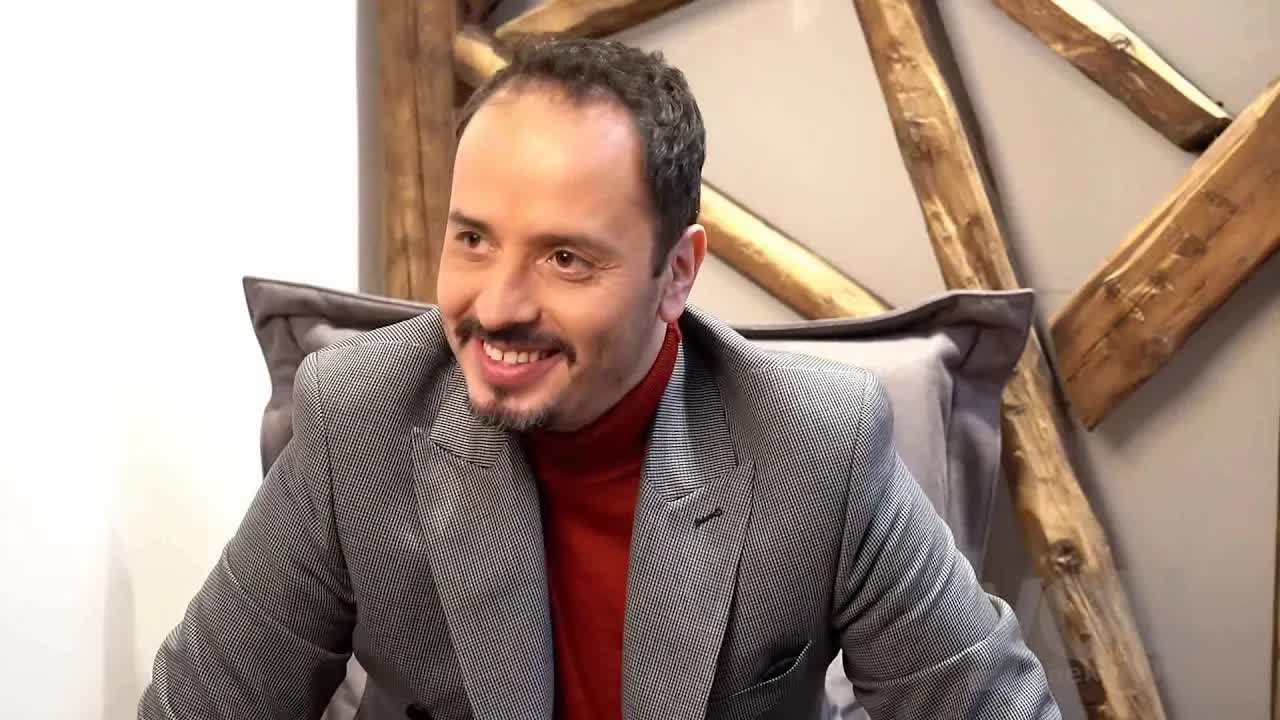 Η πιο τρελή ιστορία με ταξί και ταρώ