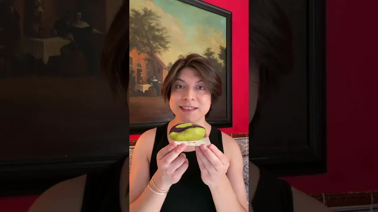Probando postres con forma de fruta en Bruselas
