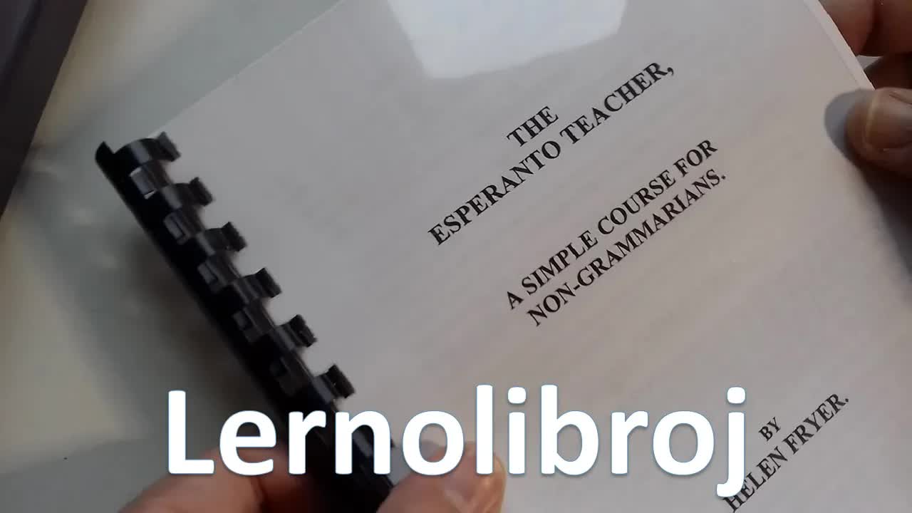 Mi forsendos lernolibron al amiko