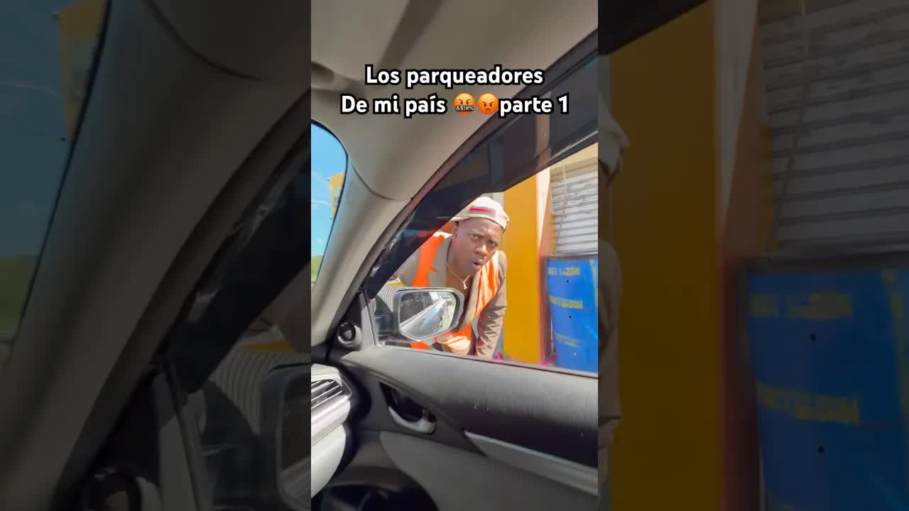 el tipo que insiste en cuidarte el carro