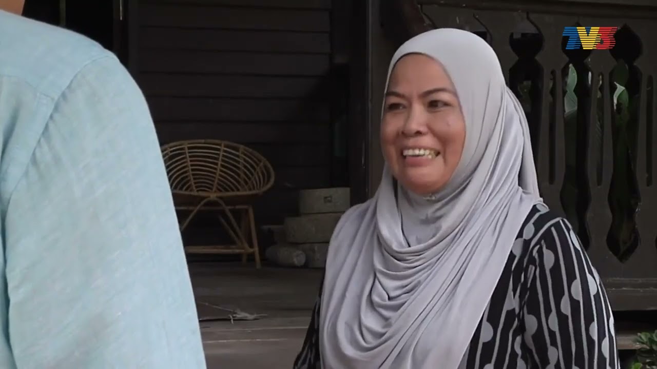 John Belajar Budaya Melayu dan Baju Melayu