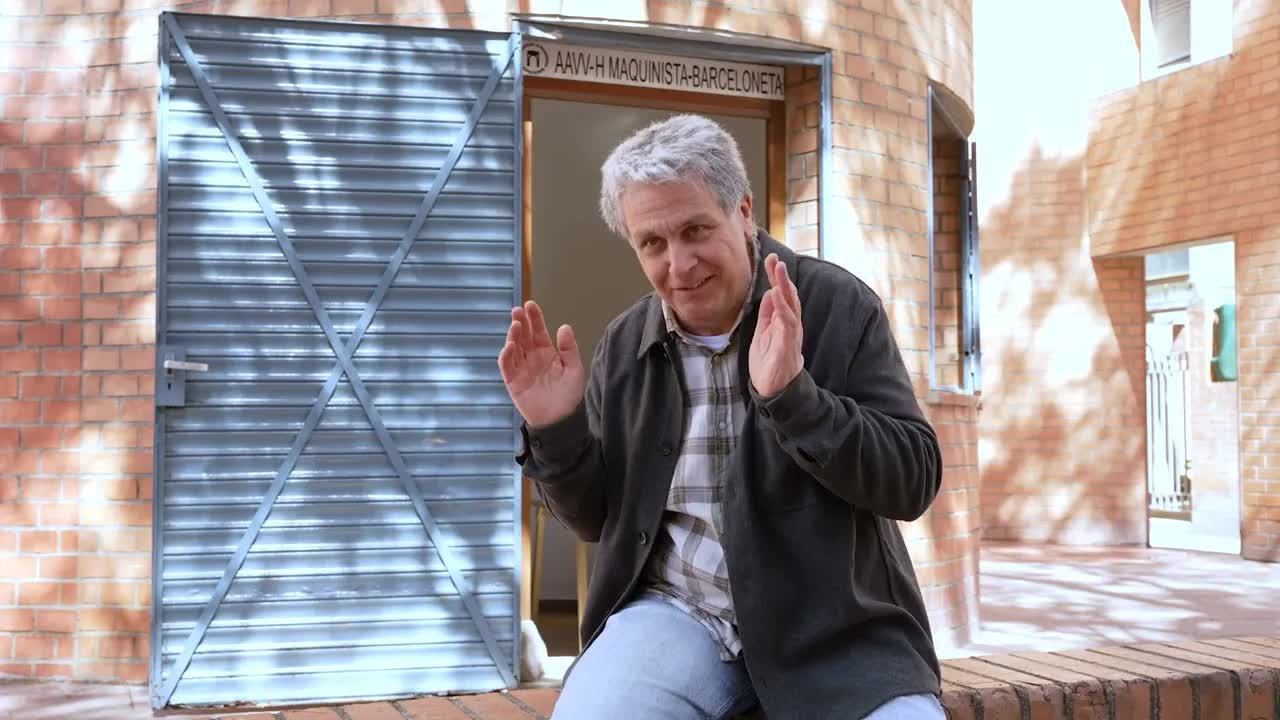 Un veí de la Barceloneta parla de la comunitat i el Pla de Barris